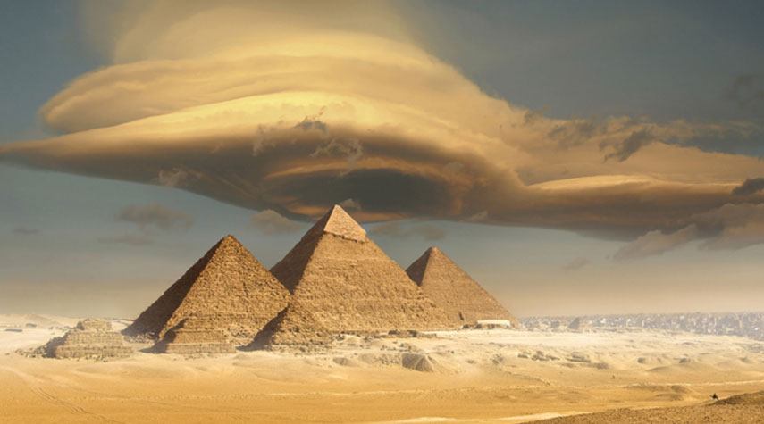 اكتشاف مذهل داخل أحد الأهرامات المصرية