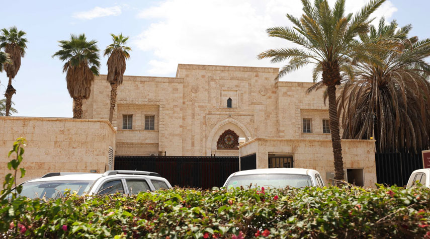إعادة افتتاح السفارة السورية في السعودية