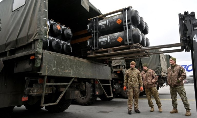 "واشنطن بوست" تكشف حجم الدعم العسكري الأمريكي لأوكرانيا
