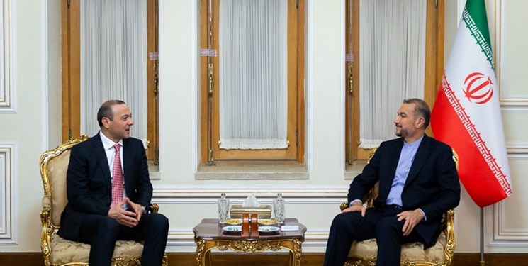 أمير عبد اللهيان وأمين مجلس الأمن القومي الأرميني يناقشان تطورات القوقاز