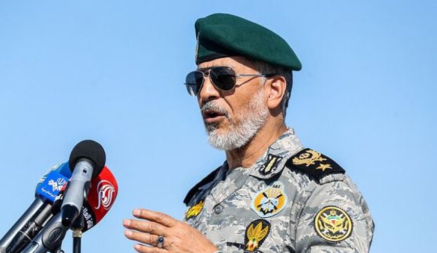 انطلاق المناورات المشتركة للطائرات المسيرة للجيش الايراني