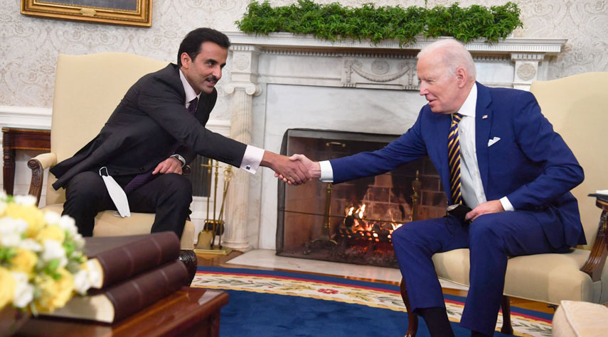بايدن وأمير قطر يبحثان العلاقات الاستراتيجية بين البلدين