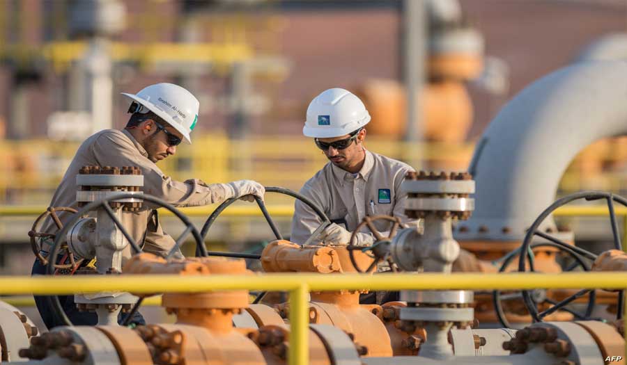 السعودية تمدد خفض إنتاج النفط الطوعي حتى نهاية 2023