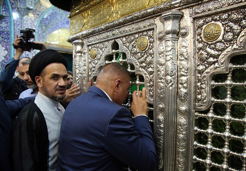 وزير الداخلية العراقي يتشرف بزيارة مرقد فاطمة المعصومة (س)+صور