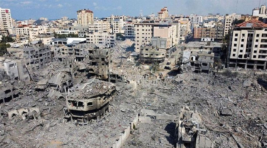 الإعلام الحكومي بغزة: ٥٠٪ من الوحدات السكنية في غزة تضررت بقصف الإحتلال