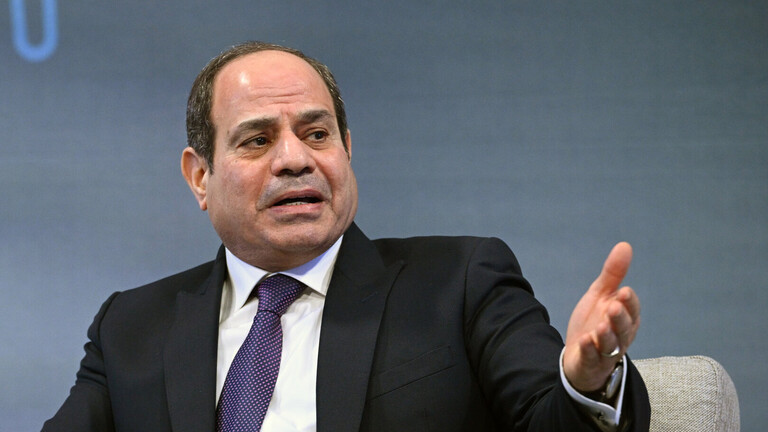 السيسي: مصر "دولة قوية لا تمس"