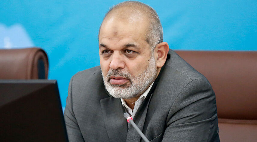 وزير الداخلية الإيراني يدعو للوقوف أمام سياسة التهجير القسري لسكان غزة