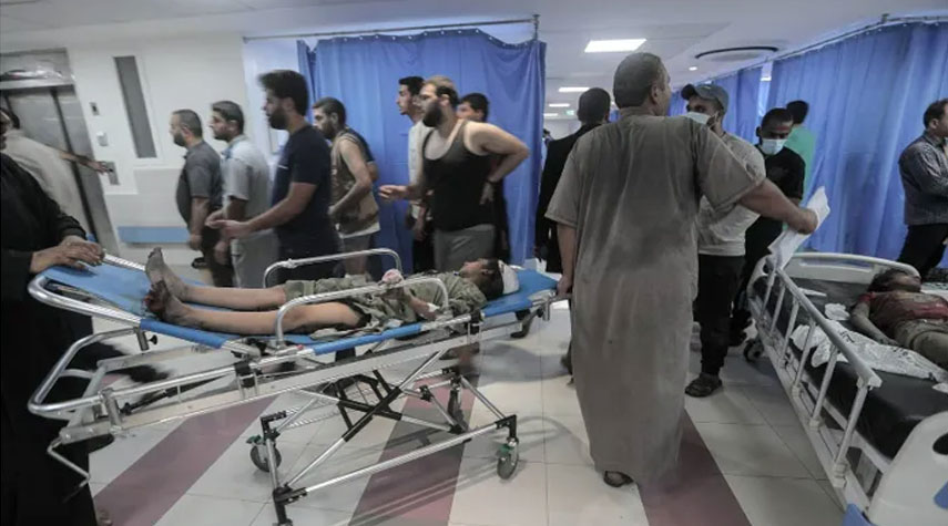 الاحتلال يرتكب مجزرة بشعة امام مستشفى الشفاء وسط غزة