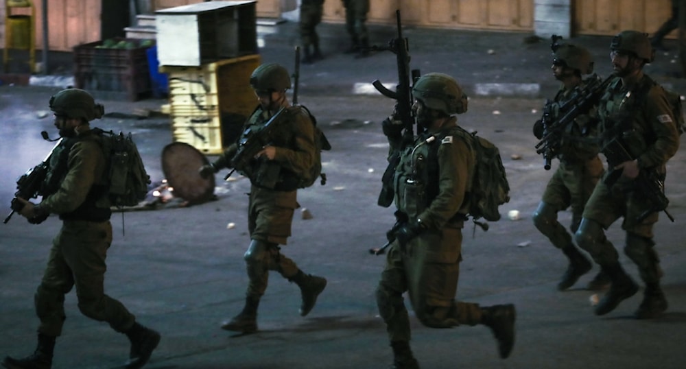 مقاومون فلسطينيون يصدون اقتحامامات قوات الاحتلال لعدد من مدن الضفة