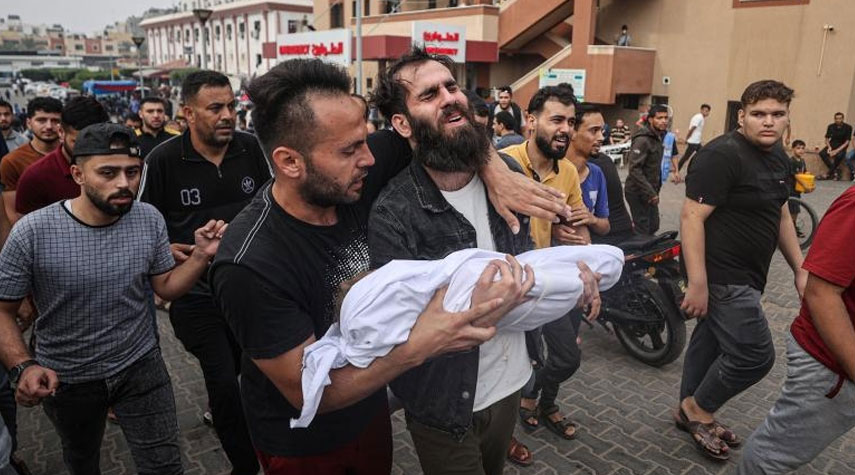 عشرات الشهداء بغارات صهيونية عنيفة علي قطاع غزة صباح اليوم