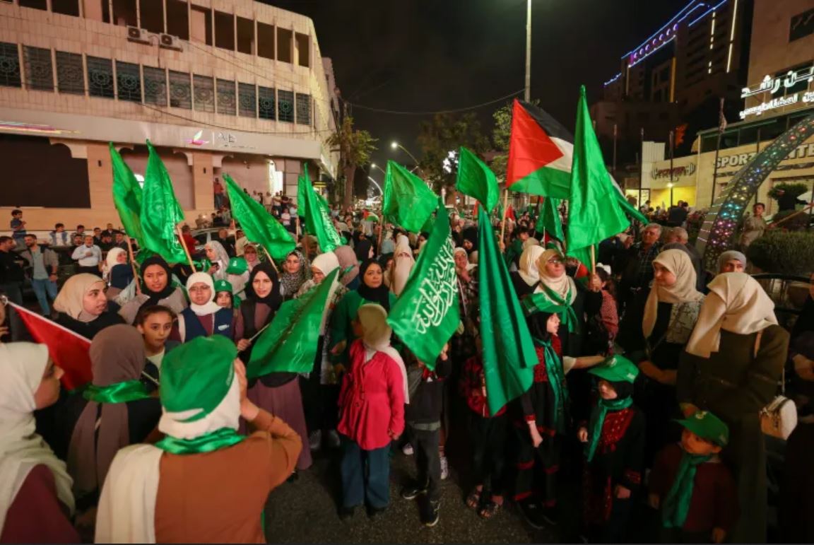 مسيرات جماهيرية في الضفة دعماً للمقاومة ونصرةً لغزة