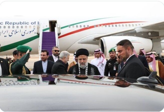 الرئيس الإيراني يصل الرياض للمشاركة في القمة الاستثنائية لمنظمة التعاون الإسلامي