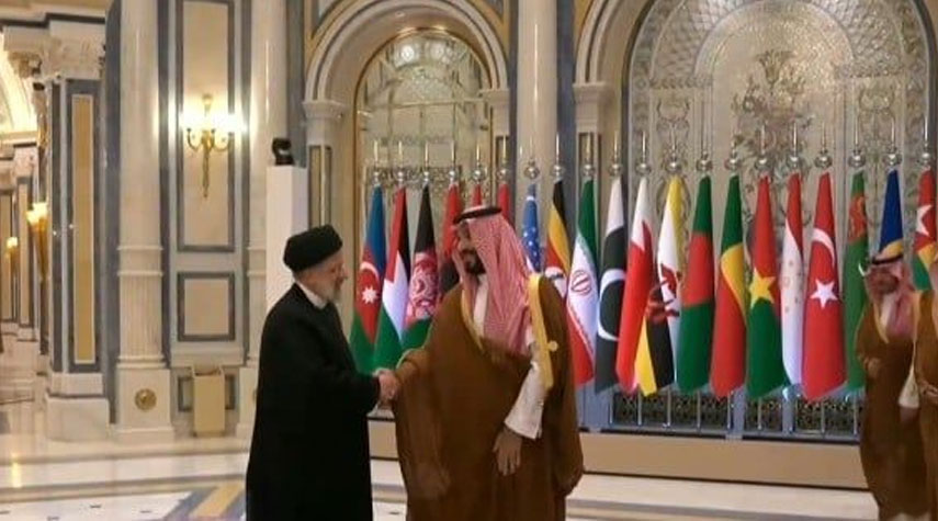 ولي العهد السعودي يستقبل الرئيس الإيراني في الرياض