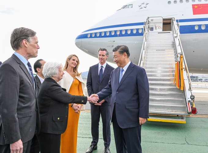 الرئيس الصيني يصل سان فرانسيسكو للمشاركة في قمة " أبيك"
