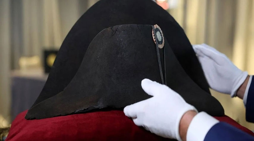 قبعة نابليون للبيع في مزاد وتوقعات بسعر يفوق 600 ألف يورو