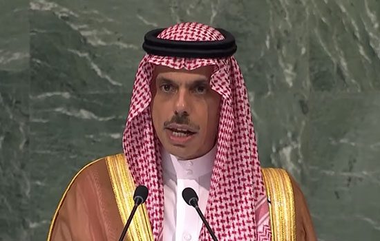 السعودية تعلن الخطوات التنفيذية الاولى لقرارات القمة حول غزة