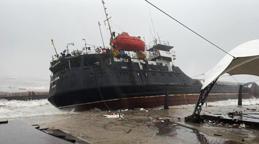 غرق سفينة شحن تركية في البحر الأسود