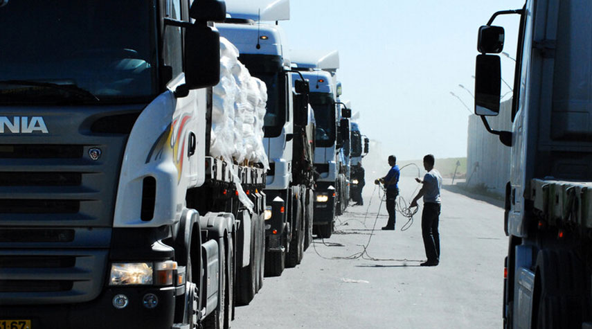 حماس: ما بين 200 ــ 300 شاحنة مساعدات ستدخل غزة خلال الهدنة الإنسانية