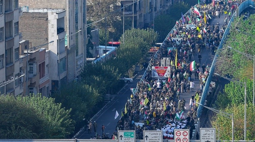استعراض 50 ألف تعبوي في طهران نصرة لغزة