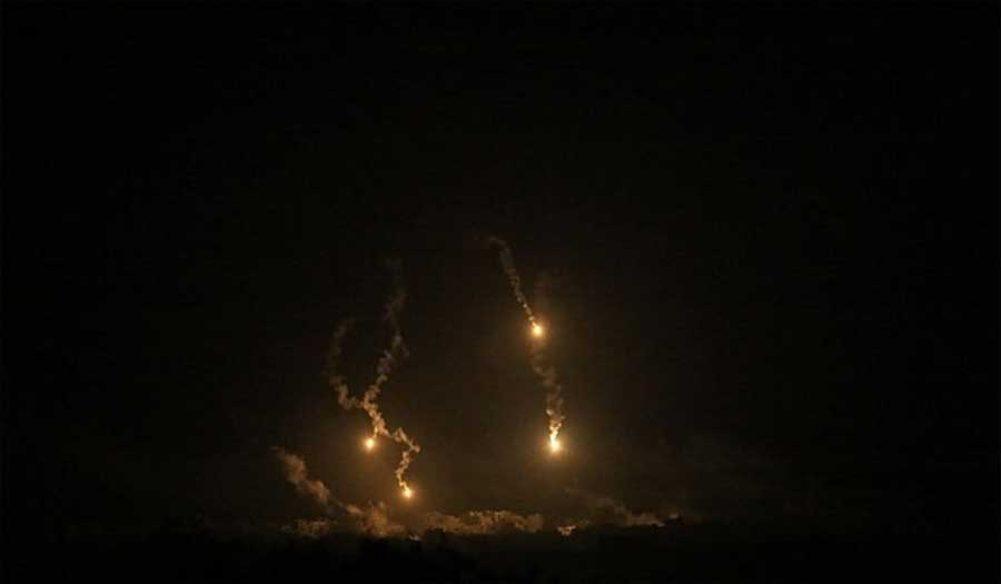 القسام تستهدف تل أبيب بالصواريخ وتتصدى الاحتلال بمحاور التوغل في غزة