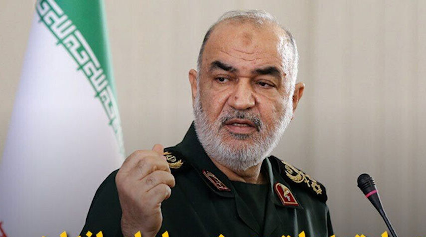 قائد حرس الثورة : لا احد يجرؤ بالاعتداء على الشعب الايراني