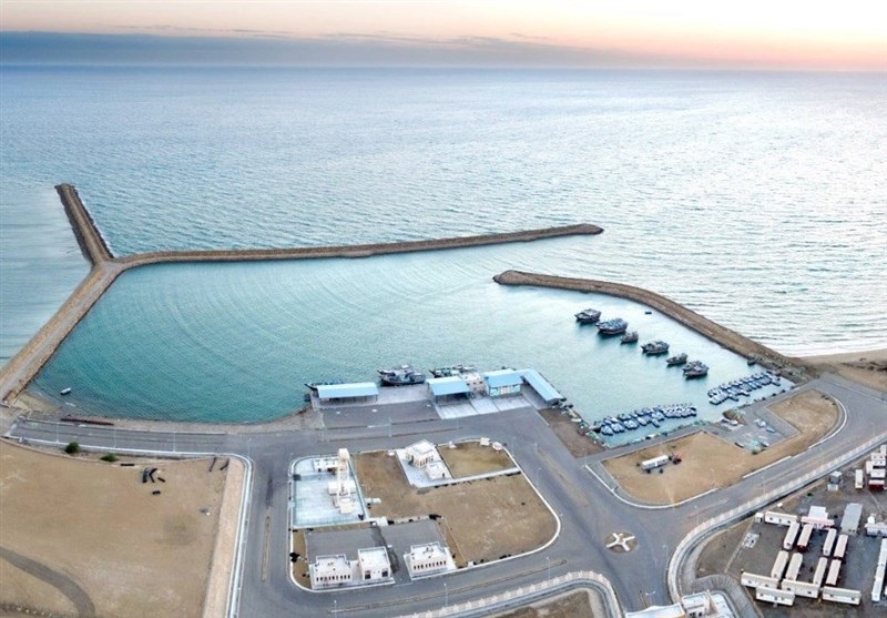 إيران تعتزم بناء 27 مدينة ساحلية
