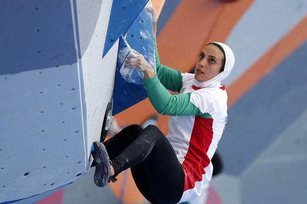 إيرانية تحصد برونزية بطولة آسيا لتسلق الصخور