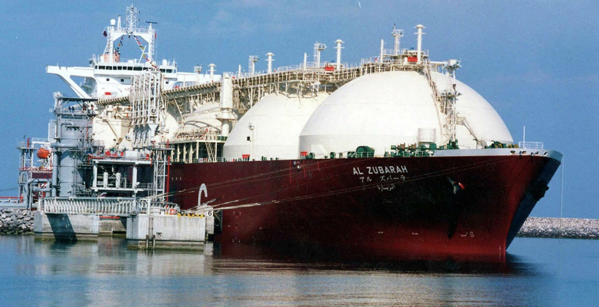 وكالة: ناقلات الغاز الطبيعي تغير مسارها عن البحر الأحمر