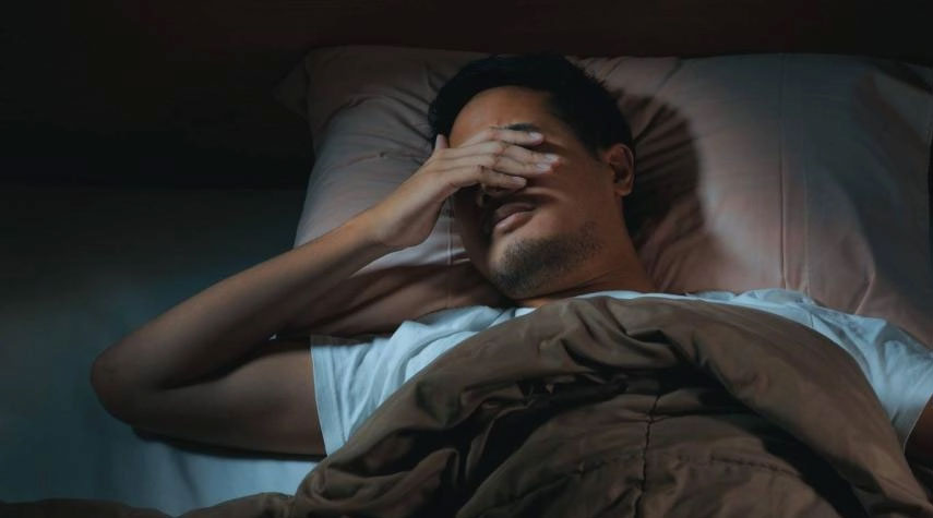 دراسة حديثة تكشف علاقة التوتر بالنوم السيئ