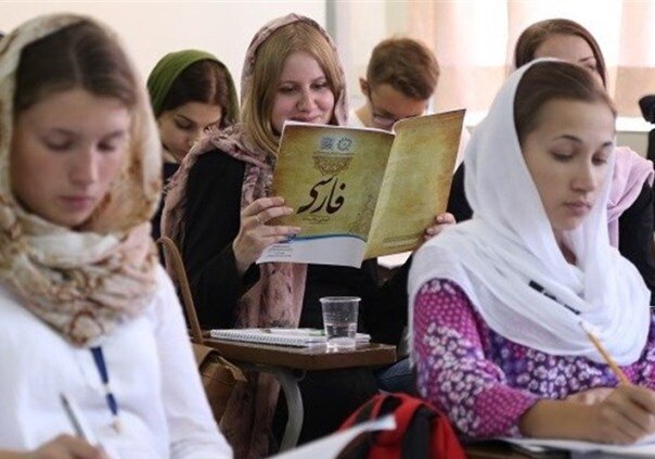 جامعة برازيلية تطلب إنشاء دورة لتعليم اللغة الفارسية