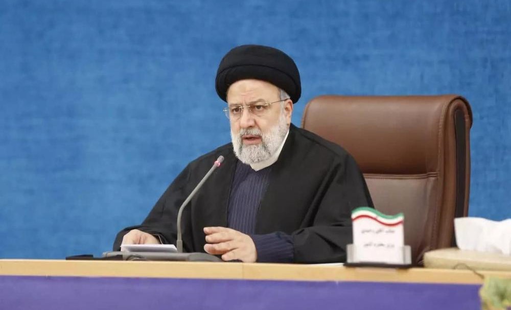 الرئيس الايراني: الشهيد سليماني اصبح مدرسة في مواجهة الباطل