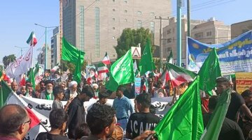 صور من ايران.. مظاهرات في مدن إيرانية تنديدا بالهجوم الإرهابي في كرمان