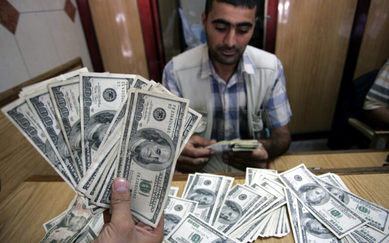 أسعار الدولار مقابل الدينار العراقي اليوم