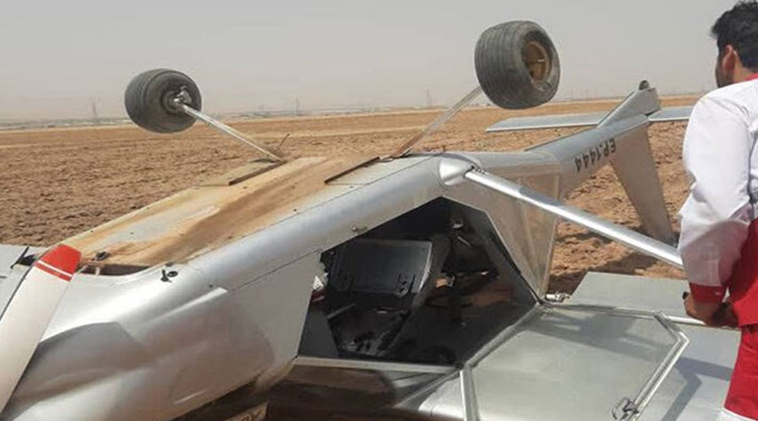 تحطم طائرة تدريب في محافظة البرز غرب طهران