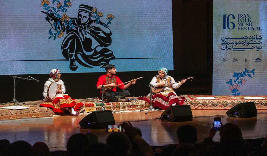 صور.. مهرجان الموسيقى السادس عشر للقوميات في طهران