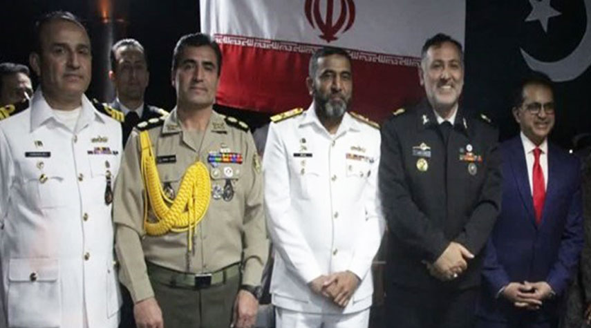 ادميرال ايراني: علاقاتنا مع القوات البحرية الباكستانية جيدة جدا