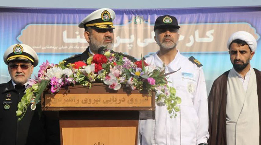 الأدميرال ايراني: البحرية الايرانية تتواجد في المحيطات بصورة فاعلة