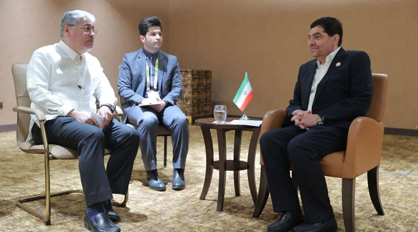 نائب الرئيس الإيراني يلتقي وزير خارجية الفلبين