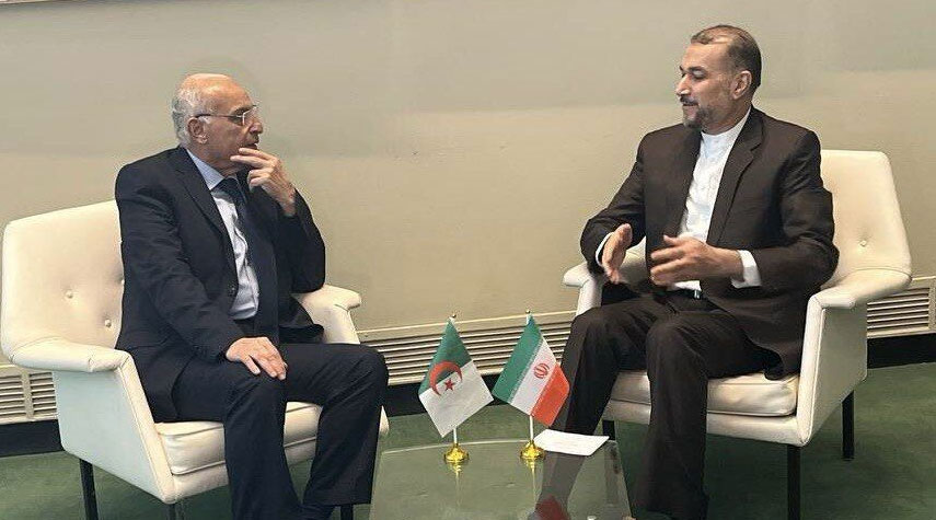 إيران والجزائر تؤكدان على الوقف الفوري لجرائم الحرب الصهيونية ضد الشعب الفلسطيني