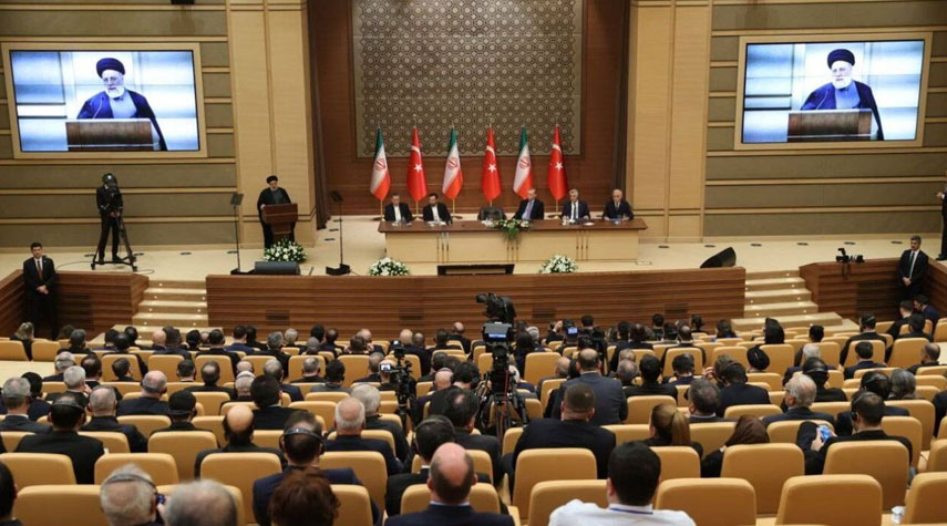 رئيسي: إيران وتركيا تتفقان على رفع حجم التبادل التجاري الى 30 مليار دولار