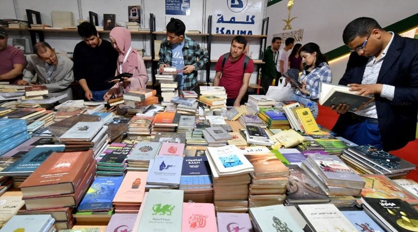 معرض تونس للكتاب : وجود ومقاومة