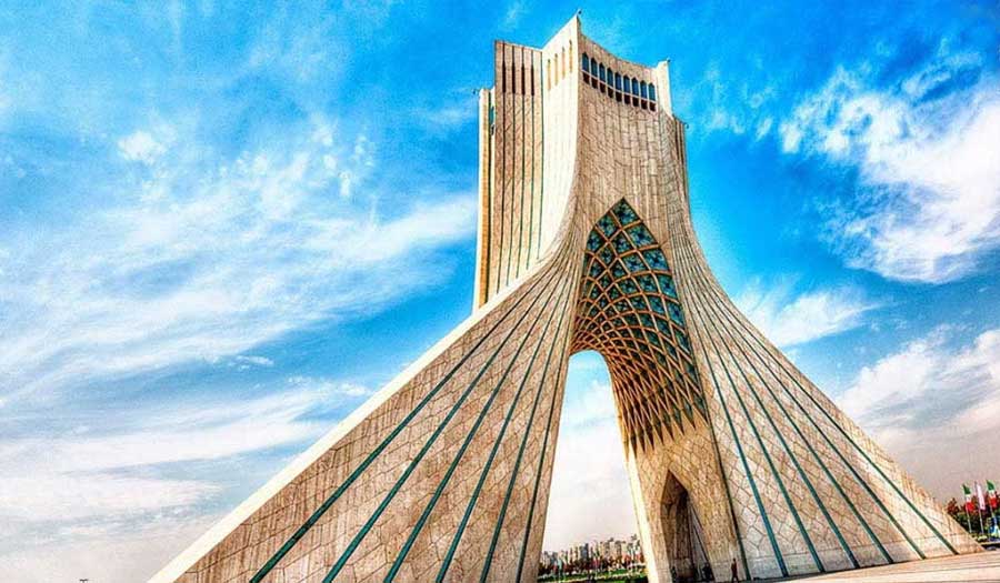 برج آزادي.. أيقونة طهران ورمز الحرية