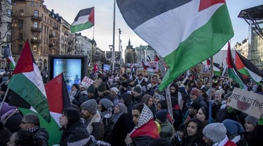 مظاهرات حاشدة في عدة عواصم ومدن أوروبية تطالب بوقف العدوان على غزة