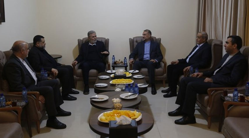 وزير الخارجية الإيراني يلتقي قادة فصائل المقاومة الفلسطينية في بيروت