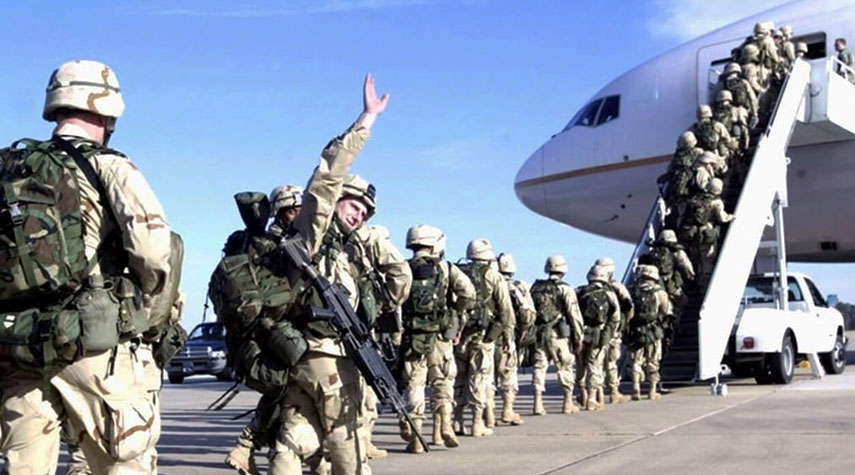 نائب عراقي: أمريكا تماطل بشأن الخروج من العراق
