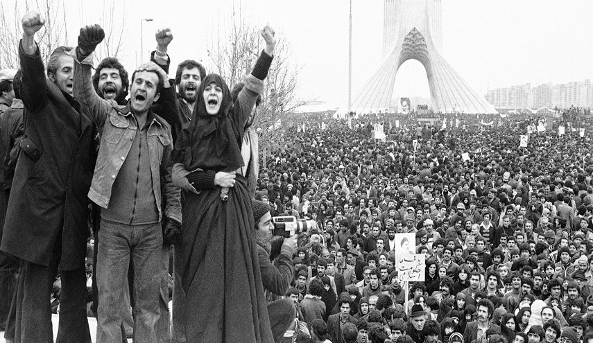 قصيدة في ذكرى انتصار الثورة الاسلامية في ايران
