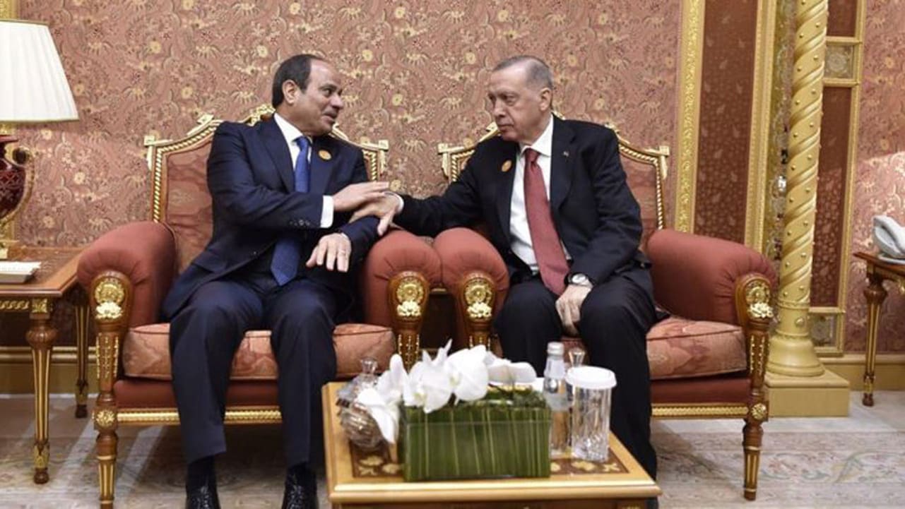 الرئاسة المصرية تعلن عن قمة بين السيسي وأردوغان