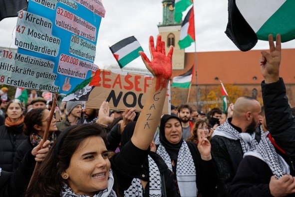 ألمانيا: حقوقيون يرفعون دعوى ضد سياسي ألماني لإنكاره الإبادة في غزة