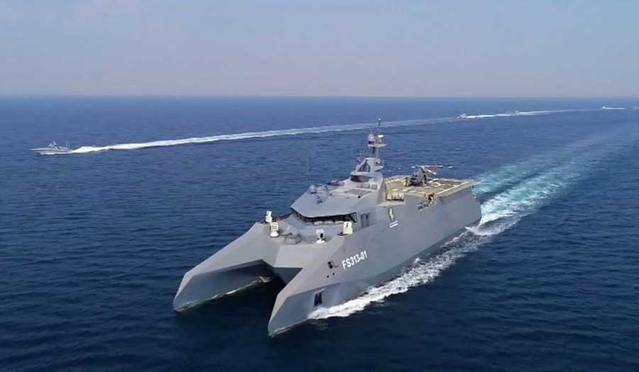 إيران تعلن تشكيل أول وحدة للسفن الحربية الثقيلة في أسطولها البحري