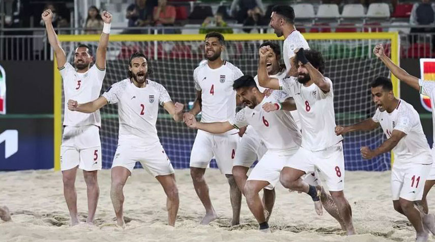 ايران تتأهل للدور ربع النهائي في بطولة العالم لكرة القدم الشاطئية